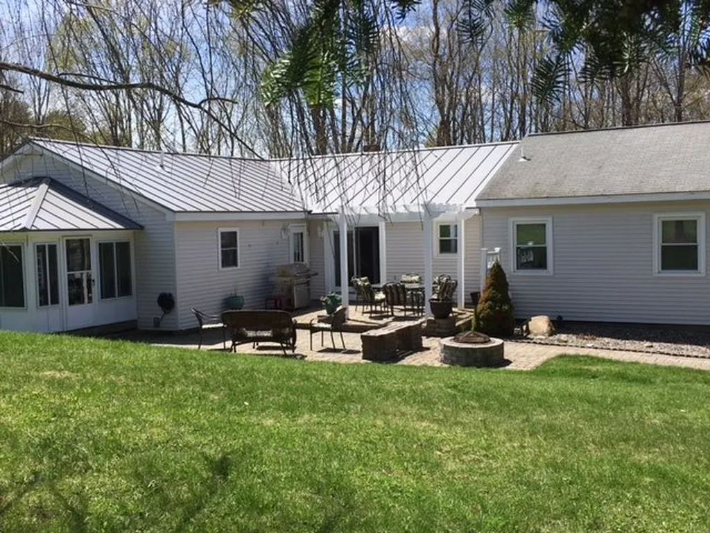 815 East Road Cornish NH 03745