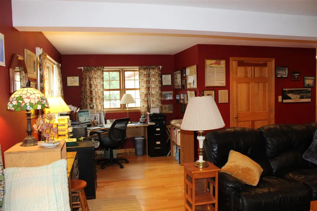 95 Ridge View Drive Bridgewater NH 03222