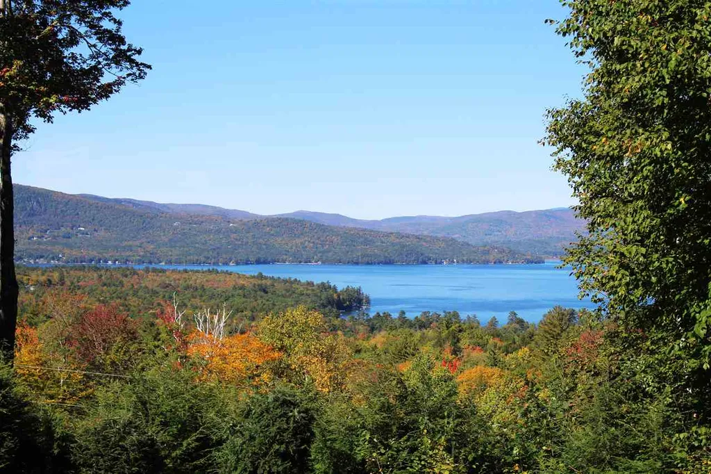 95 Ridge View Drive Bridgewater NH 03222