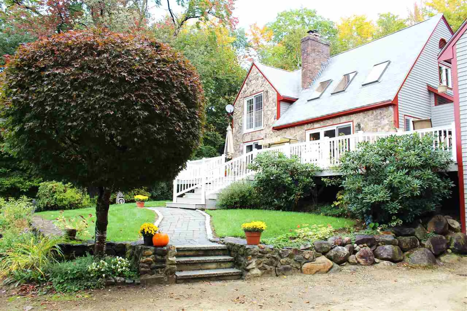 95 Ridge View Drive Bridgewater NH 03222