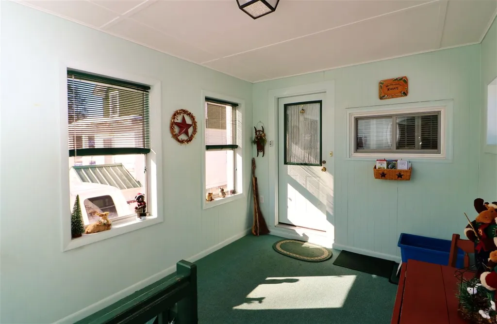 1832 Hutchins Street Berlin NH 03570