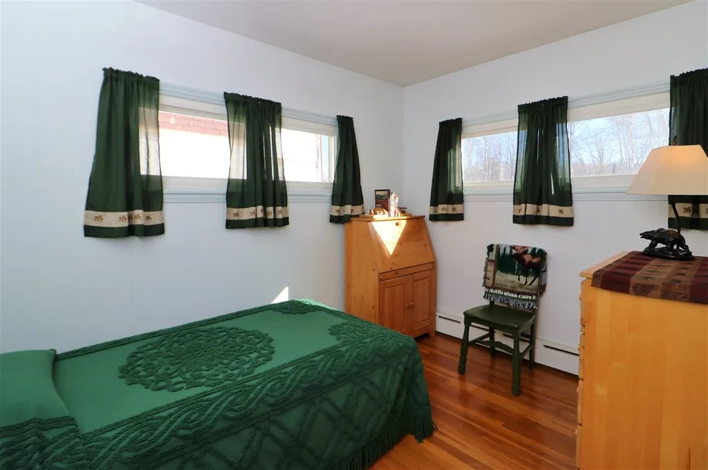 1832 Hutchins Street Berlin NH 03570