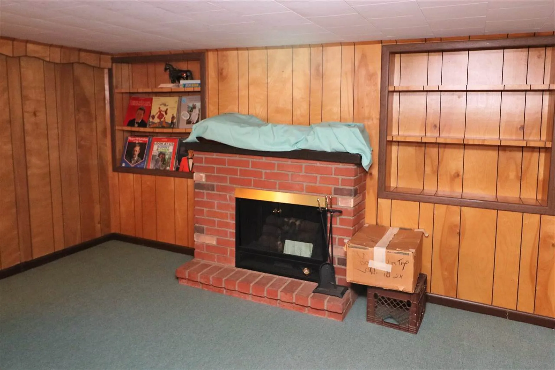 1832 Hutchins Street Berlin NH 03570
