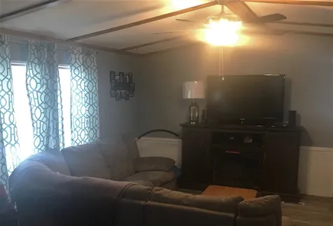 14 Tamarac Place Plymouth NH 03264