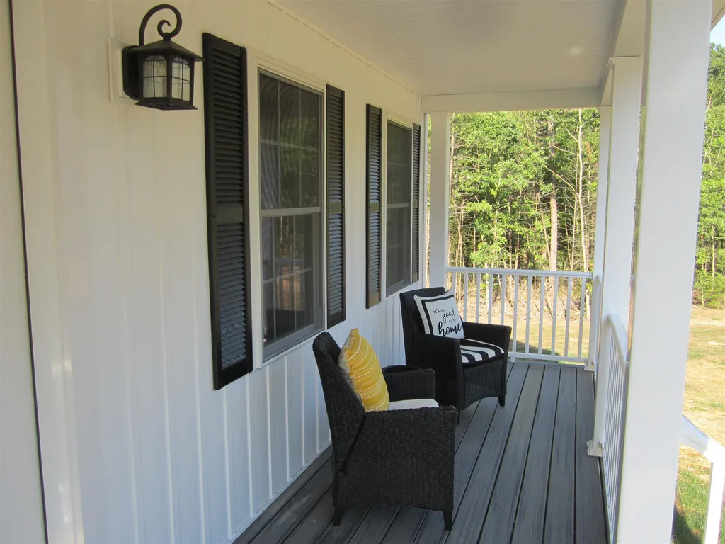 21 Goodell Avenue Swanzey NH 03446