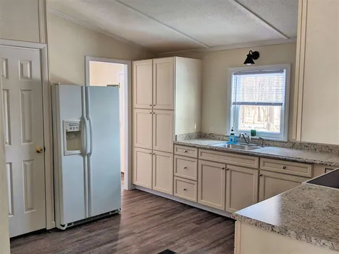 131 Epping Road Exeter NH 03833