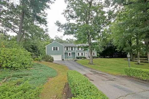 3 Pearson Street Litchfield NH 03052
