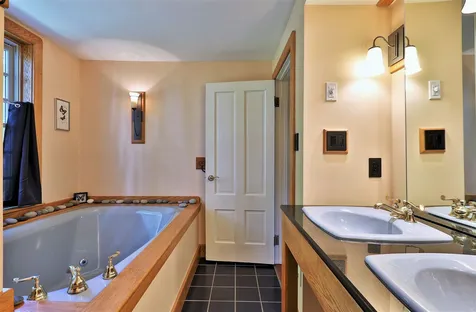 207 East Street Wallingford VT 05773