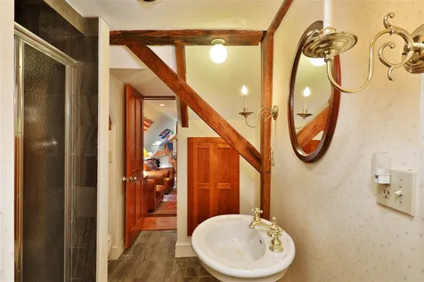 207 East Street Wallingford VT 05773