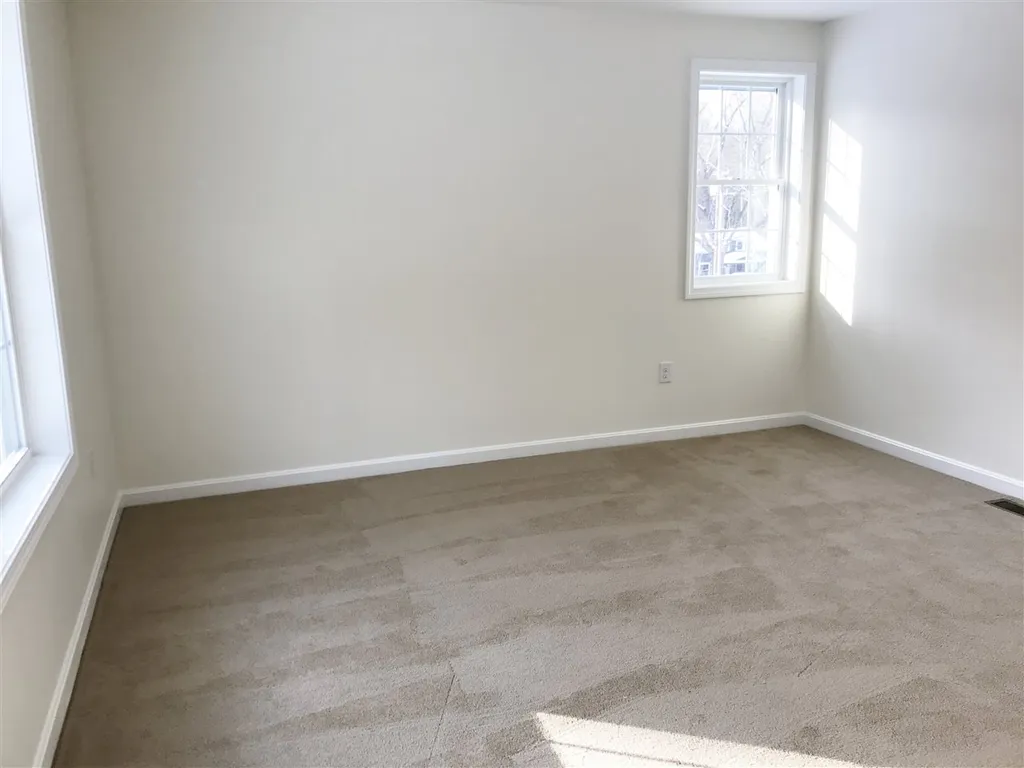 3A Red Oak Way Boscawen NH 03303