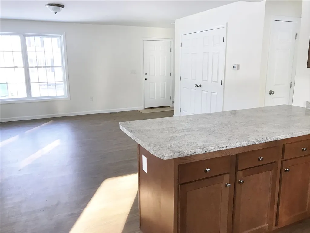 3A Red Oak Way Boscawen NH 03303