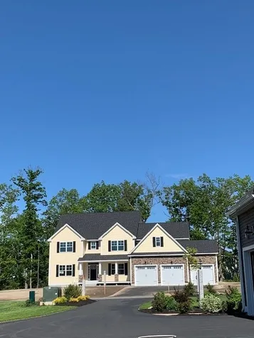 53 Sheffield Street Windham NH 03087