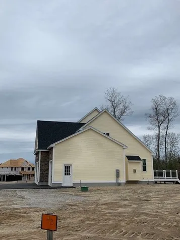 53 Sheffield Street Windham NH 03087