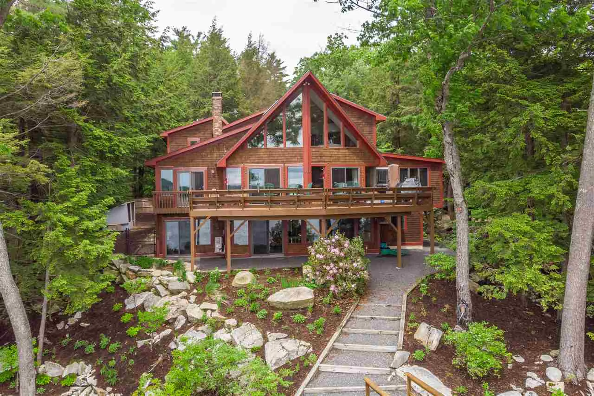 17 Grassy Pond Road Moultonborough NH 03254