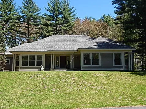 51 Oakmont Drive Concord NH 03301-6916