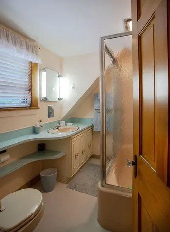 175 Oak Grove Avenue Brattleboro VT 05301
