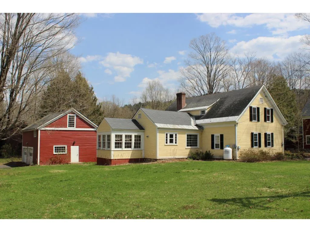 15 Pleasant Street Rockingham VT 05101