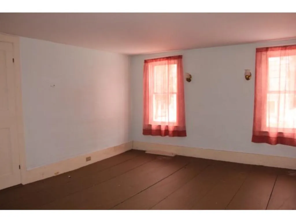 15 Pleasant Street Rockingham VT 05101