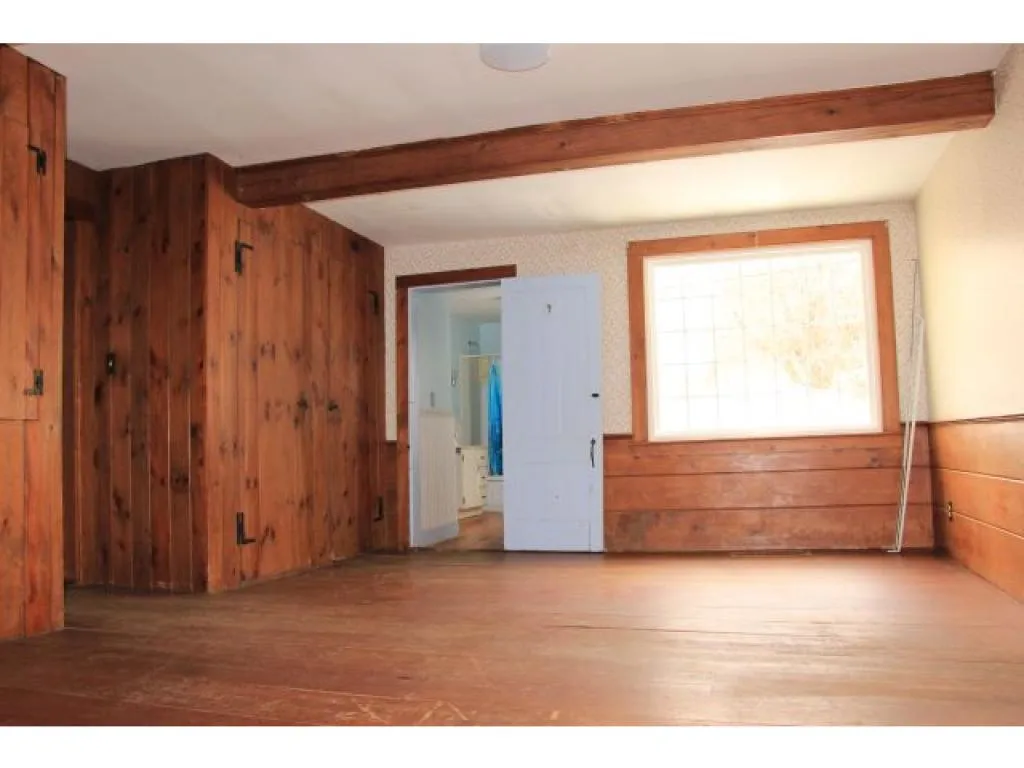 15 Pleasant Street Rockingham VT 05101
