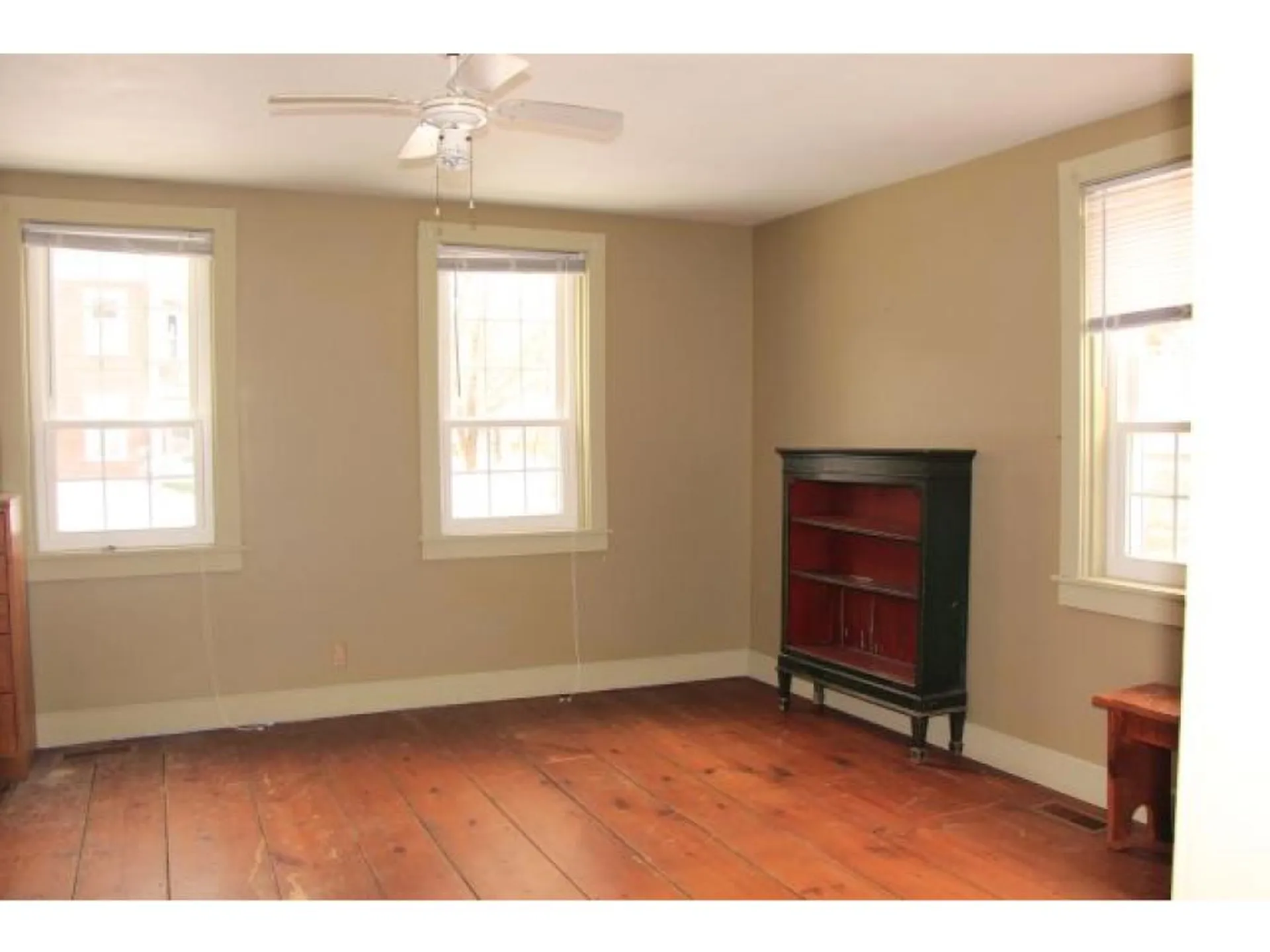 15 Pleasant Street Rockingham VT 05101