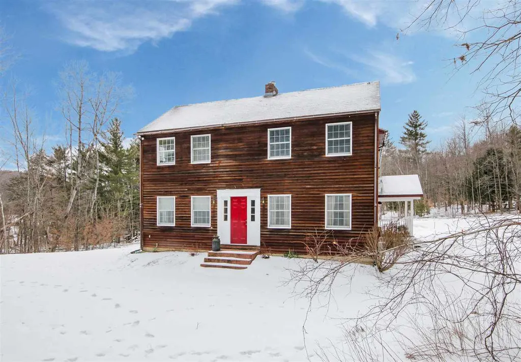 691 East Street Huntington VT 05462