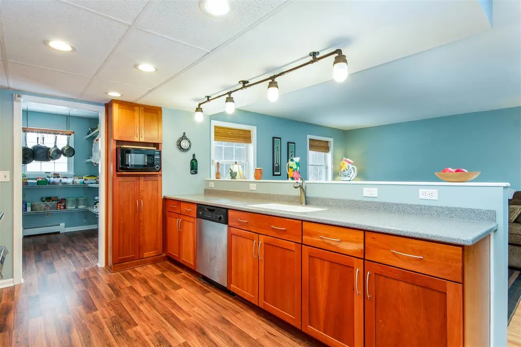 691 East Street Huntington VT 05462