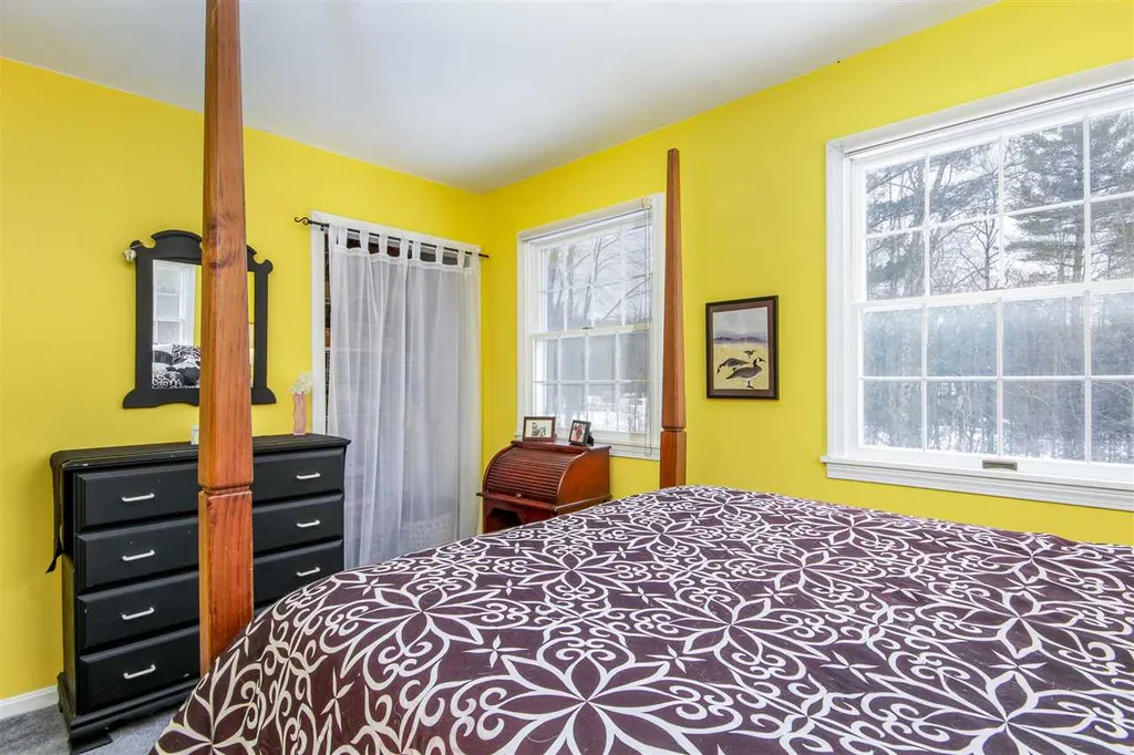 691 East Street Huntington VT 05462
