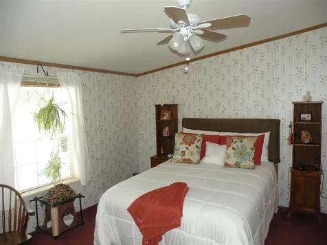 19 Spring Street Whitefield NH 03598