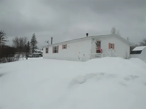 19 Spring Street Whitefield NH 03598