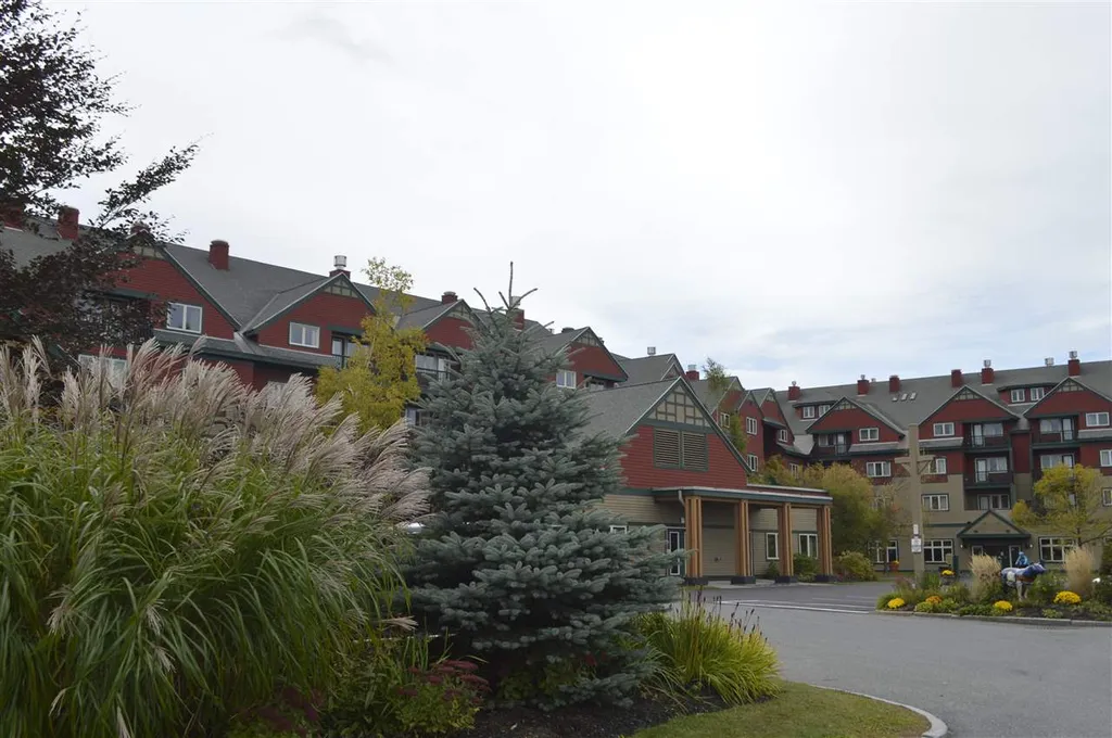 89 Grand Summit Way Dover VT 05356