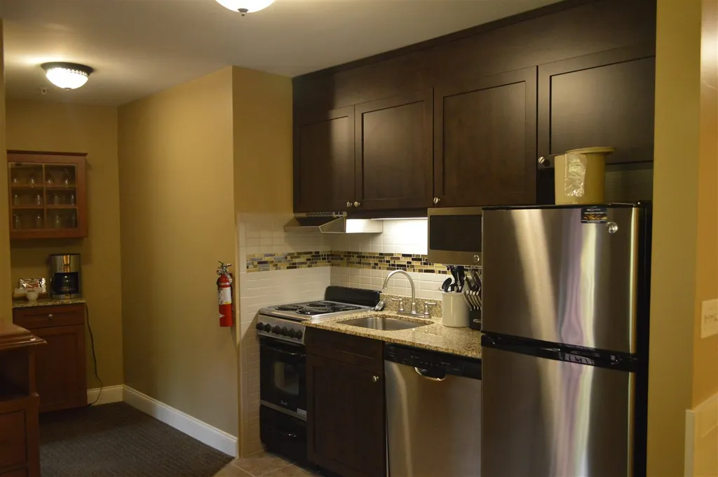 89 Grand Summit Way Dover VT 05356