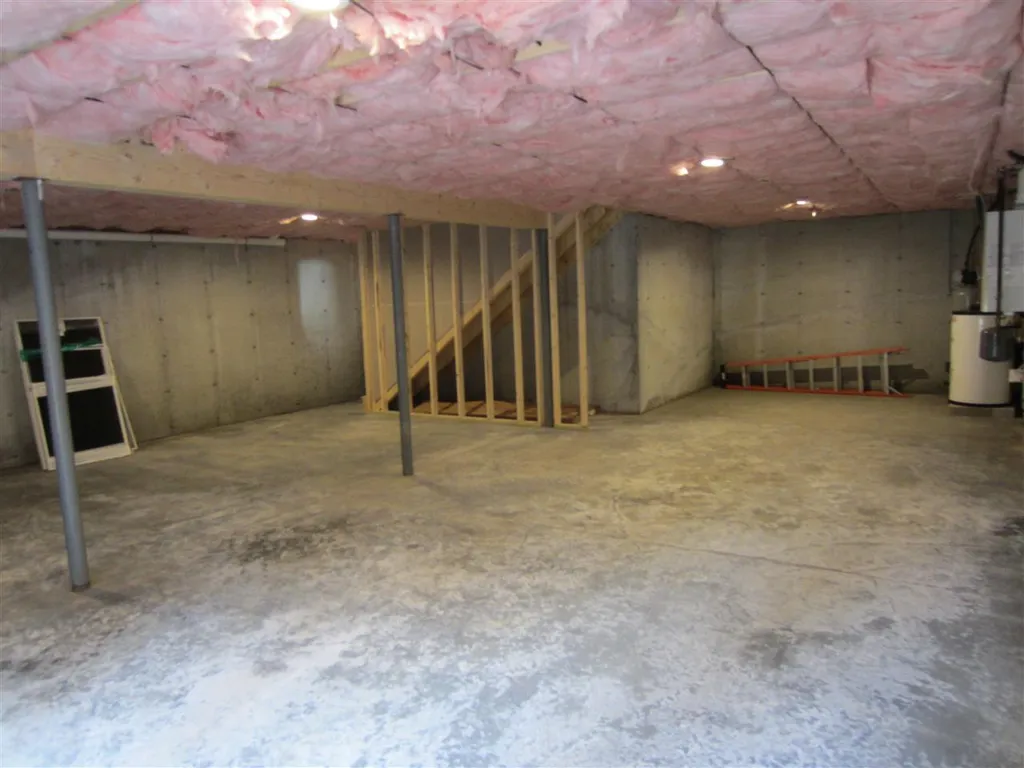 195 New Boston Road Greenfield NH 03047