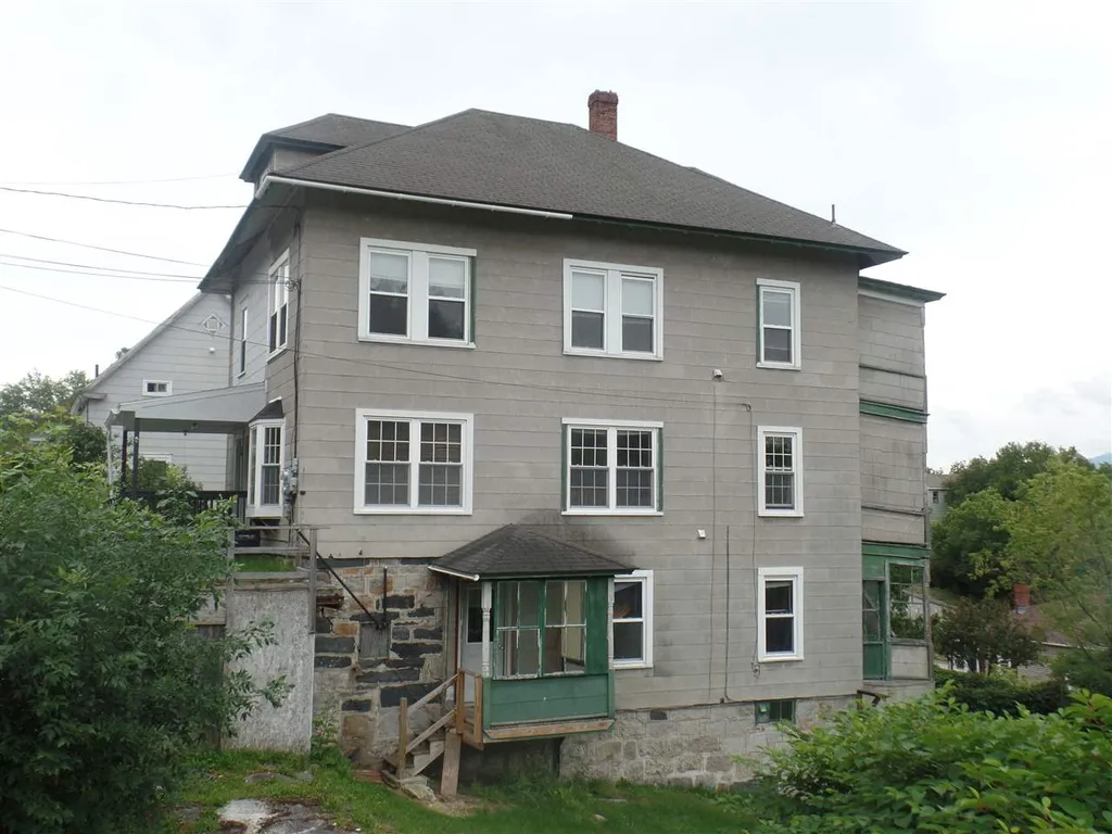 73-75 Jasper Street Berlin NH 03570