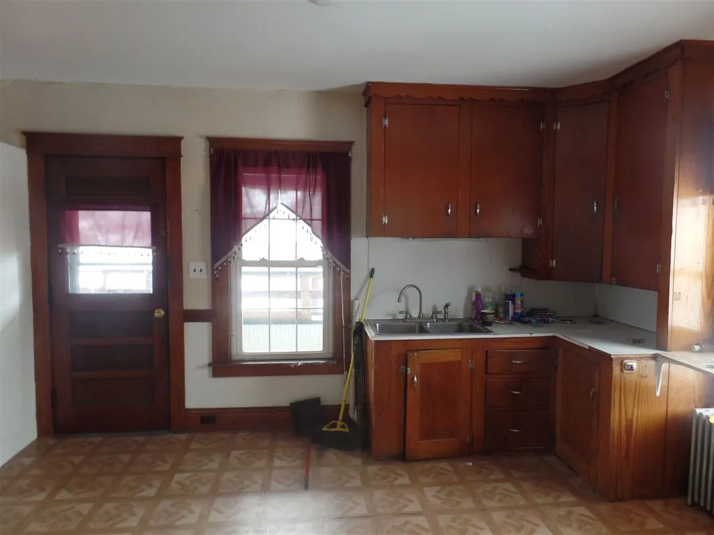73-75 Jasper Street Berlin NH 03570