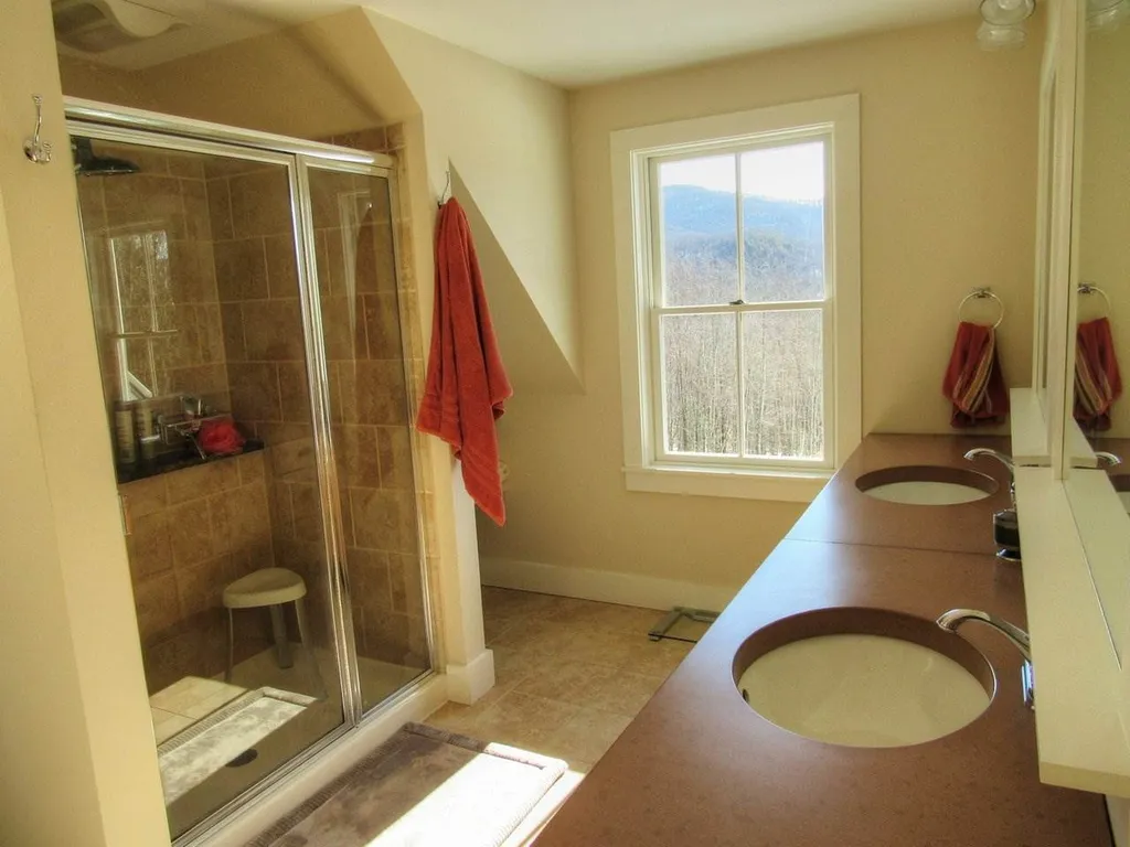 144 Ross Hill Huntington VT 05462