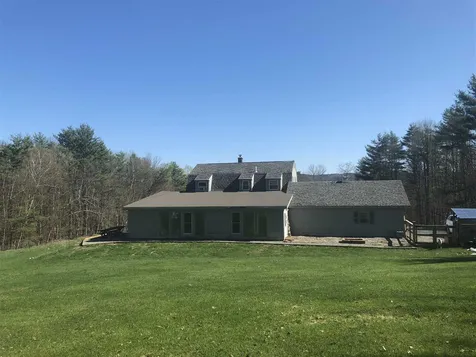 97 Hidden Lane Hartford VT 05001