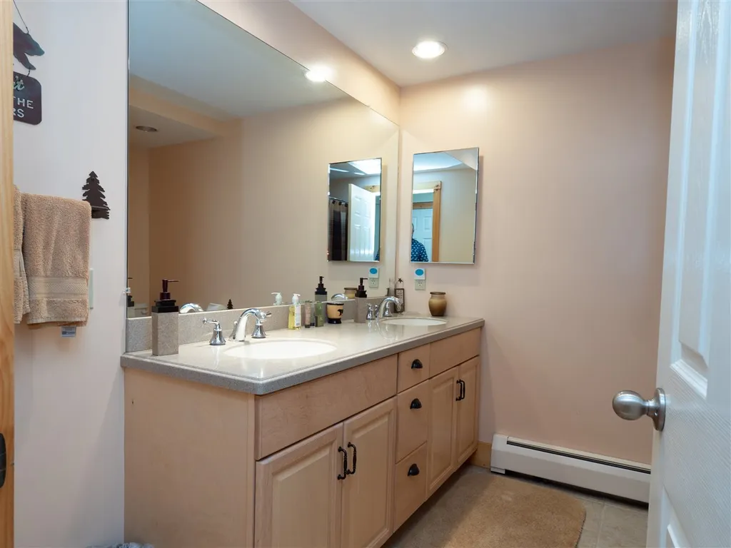 80 Churchill Lane Stowe VT 05672