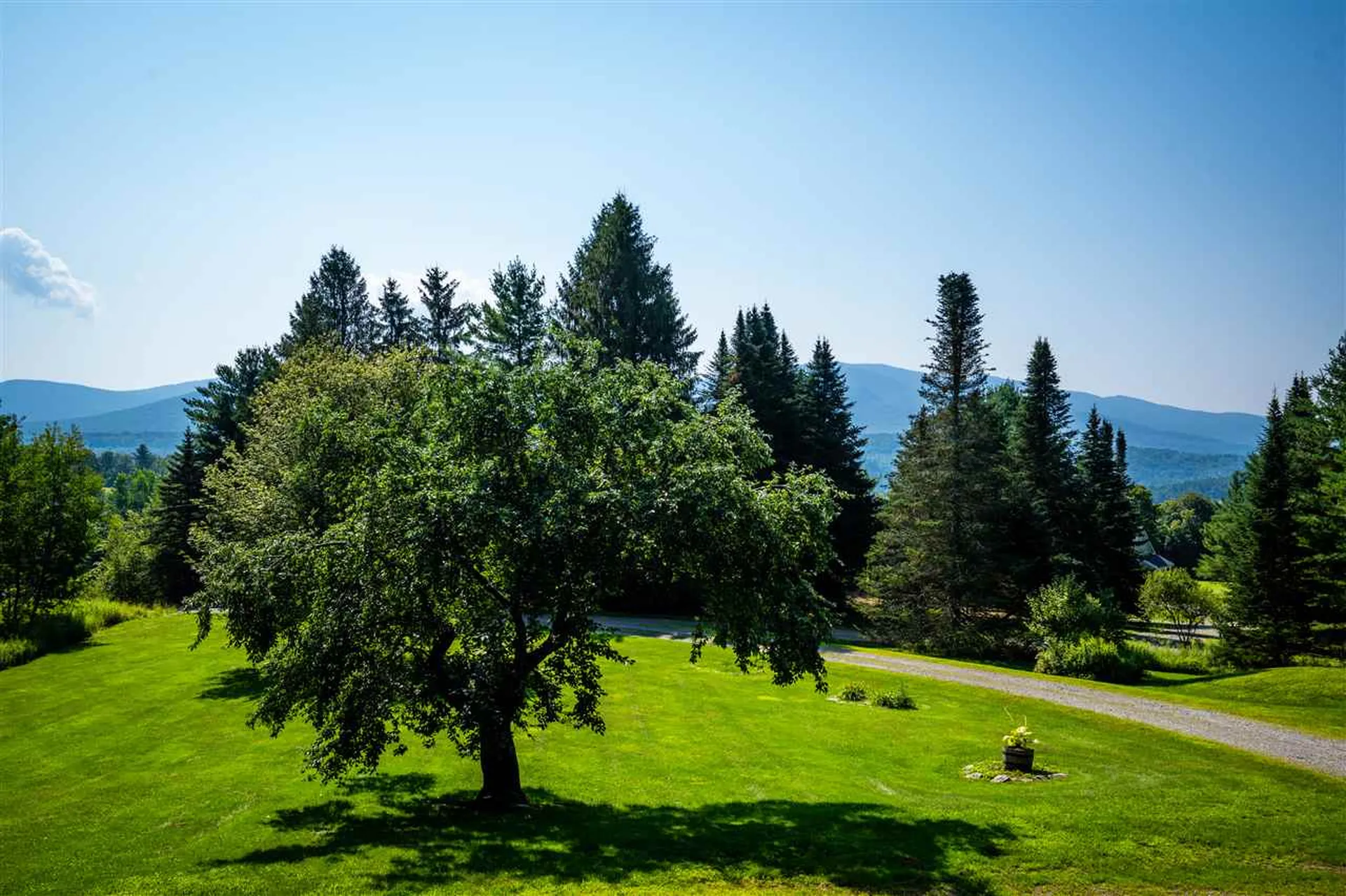 80 Churchill Lane Stowe VT 05672