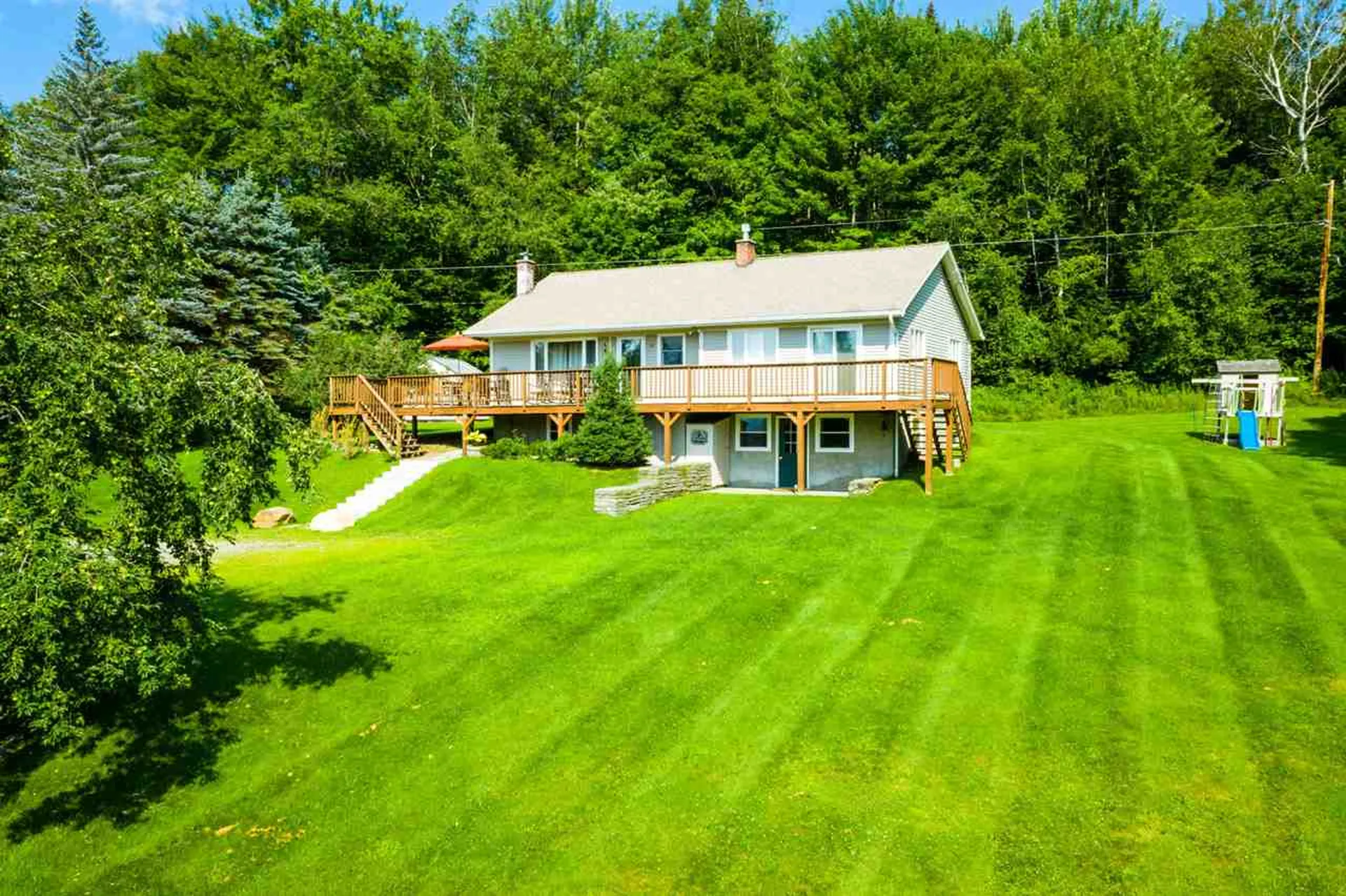 80 Churchill Lane Stowe VT 05672