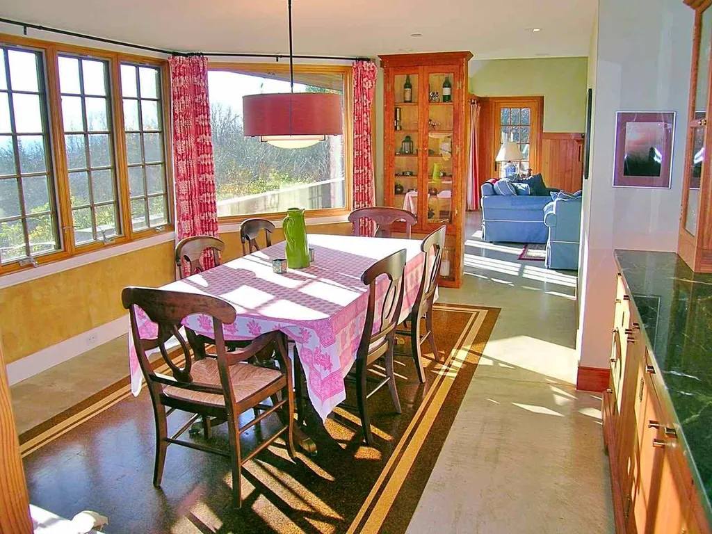 418 James Farm Road Charlotte VT 05445