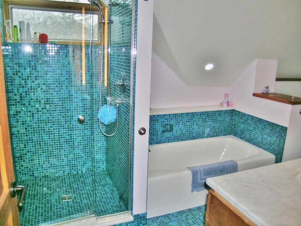 418 James Farm Road Charlotte VT 05445