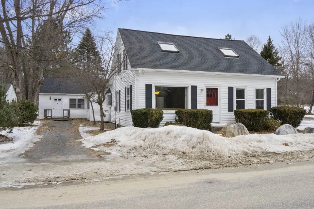 14 Geneva Street Warner NH 03278