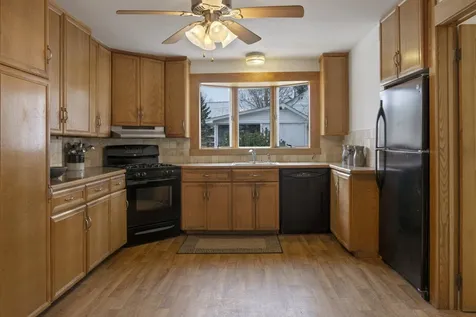 14 Geneva Street Warner NH 03278