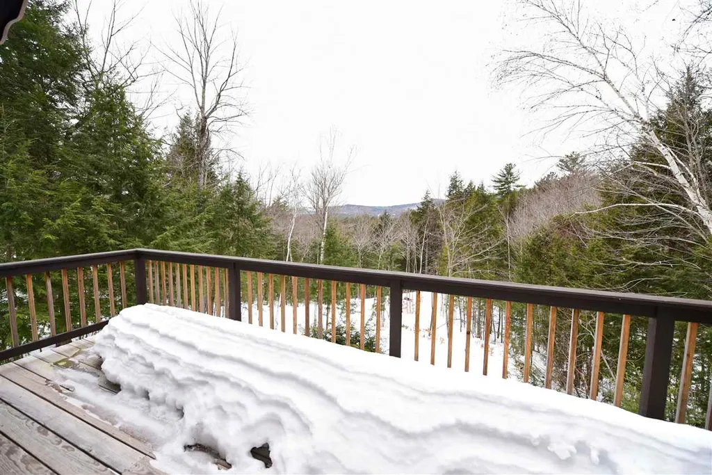 22 Jungfrau Road Madison NH 03849