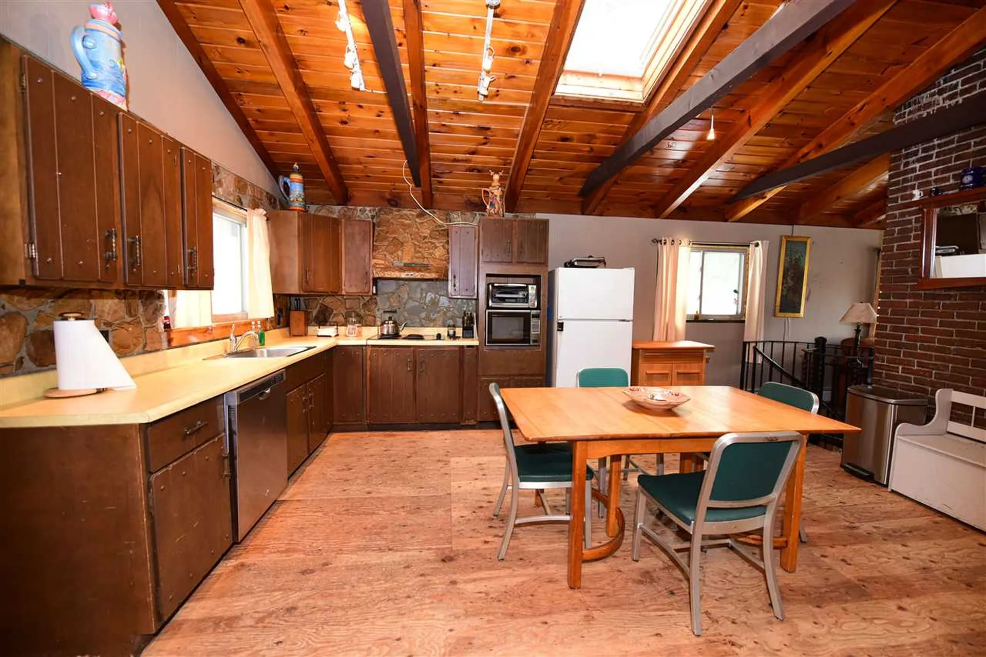 22 Jungfrau Road Madison NH 03849