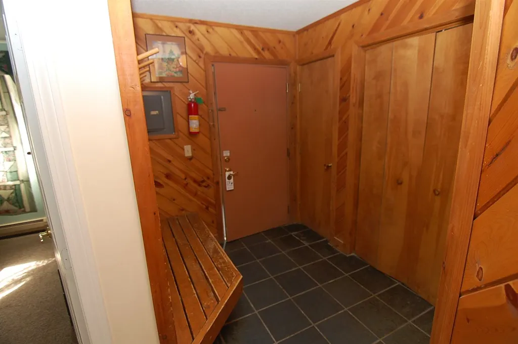 10 Obertal Drive Road Stratton VT 05155