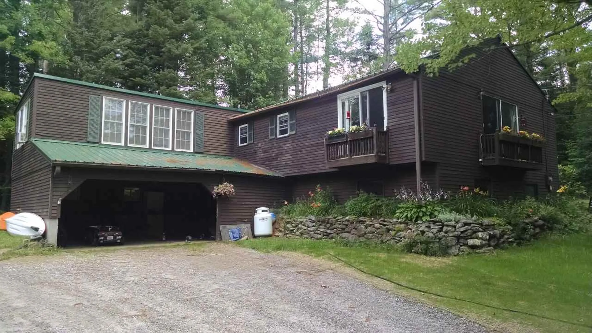 16 Chiefs Drive Canaan NH 03741-7204