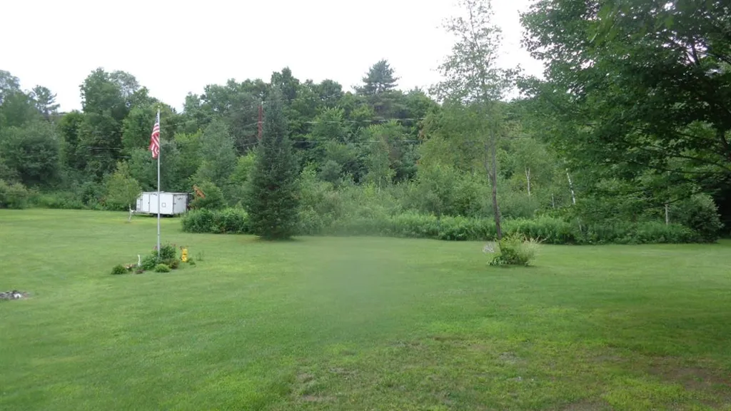 52 Rabbit Path Road Landaff NH 03585