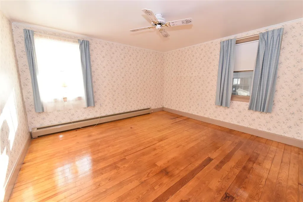 4 Cottage Street Conway NH 03818