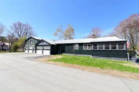 4 Cottage Street Conway NH 03818
